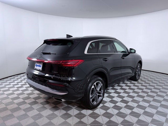 Used 2025 Audi Q5 Premium w/ Convenience Package AWD/4WD image 8