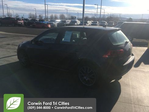 Used 2015 Volkswagen Golf TDI SEL image 8