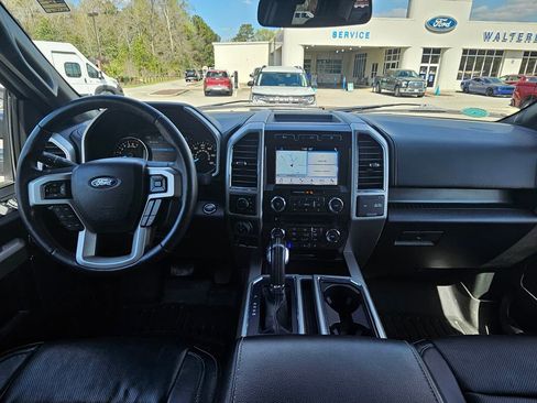 Used 2018 Ford F150 Lariat image 5