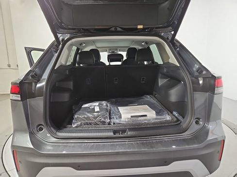 New 2026 Volkswagen Tiguan SE AWD/4WD image 21