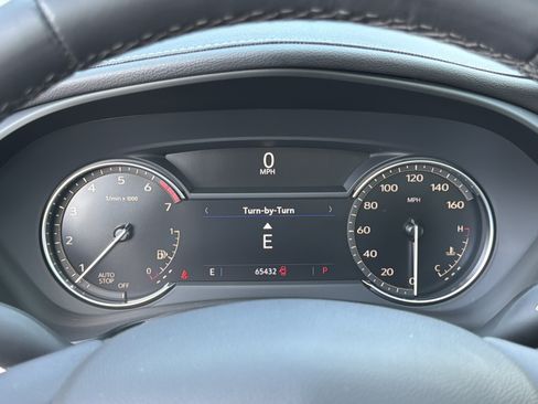 Used 2023 Cadillac XT4 Premium Luxury w/ Enhanced Visibility Package FWD image 28