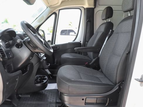 Used 2023 RAM ProMaster 3500 FWD image 21