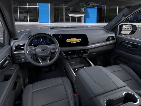 New 2026 Chevrolet Suburban RST AWD/4WD image 15