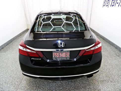 Used 2016 Honda Accord EX-L image 5