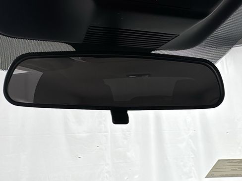 Used 2026 Nissan Kicks SR w/ Cold Weather Package AWD/4WD image 32