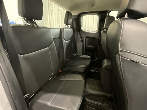 Used 2022 Ford Ranger XL w/ XL Chrome Appearance Package image 14