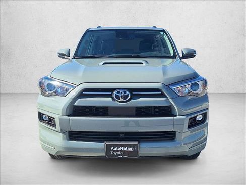 Used 2022 Toyota 4Runner TRD Sport image 2