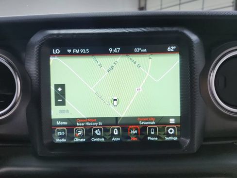 Used 2023 Jeep Gladiator Rubicon w/ LED Lighting Group AWD/4WD image 27