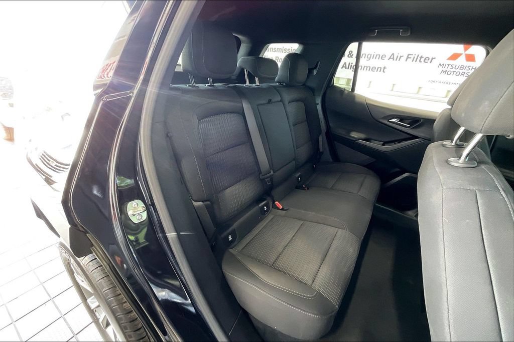 Used 2025 Chevrolet Equinox LT AWD/4WD image 15