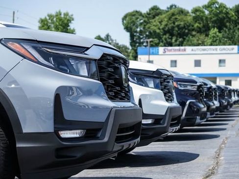 Used 2022 Lexus IS 300 w/ Accessory Package image 23