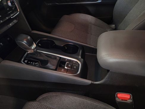 Used 2019 Hyundai Santa Fe SEL image 26