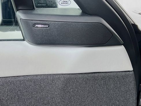 Used 2024 Land Rover Range Rover Sport Dynamic SE image 19