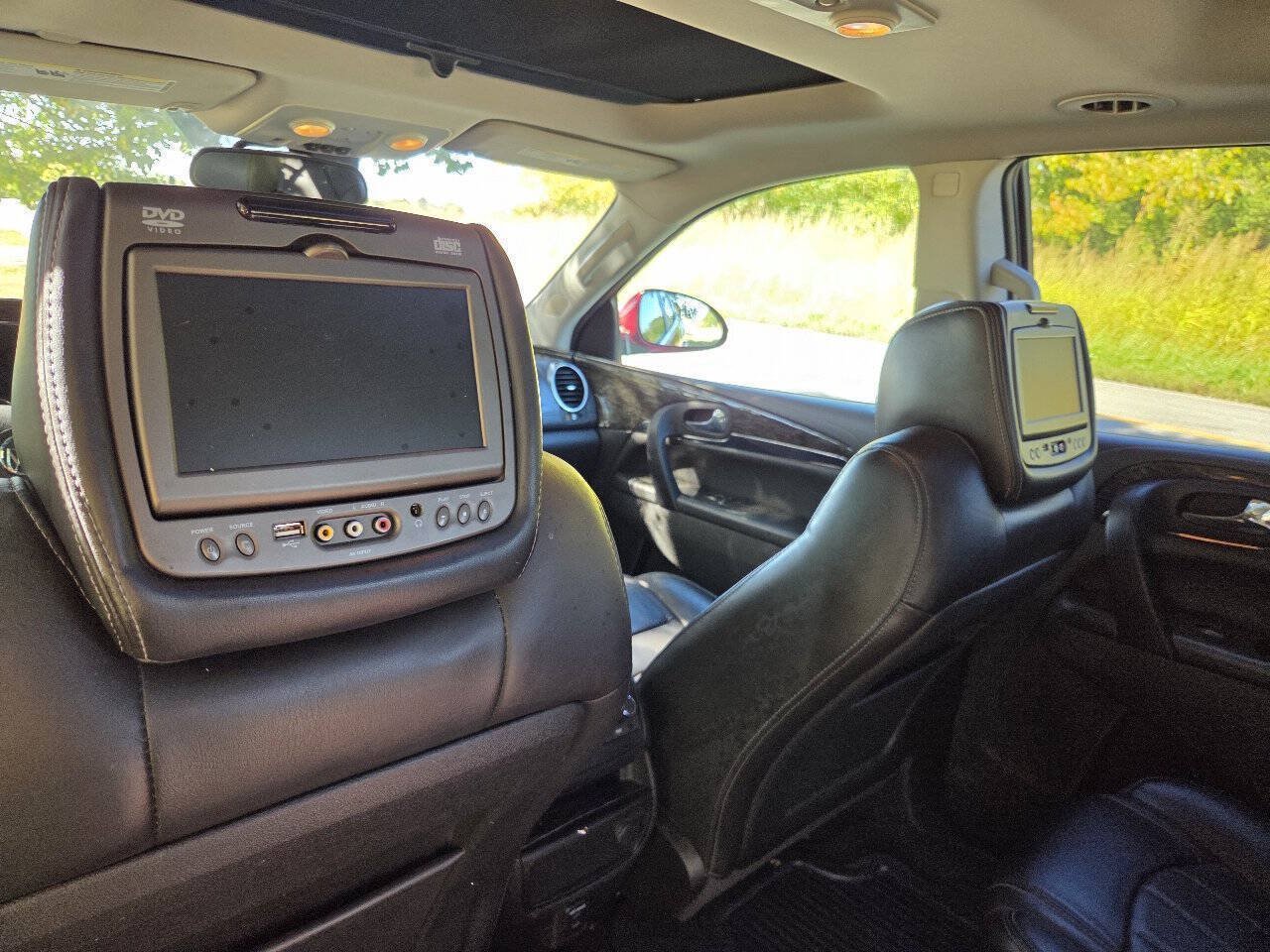 Used 2014 Buick Enclave Leather FWD image 16