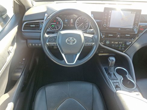 Certified 2021 Toyota Camry XLE w/ Navigation Upgrade Package image 11