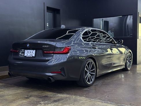 Used 2019 BMW 330i Sedan w/ Driving Assistance Package RWD image 9