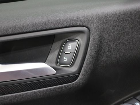 Used 2024 Ford Escape ST-Line w/ Tech Pack #1 FWD image 8