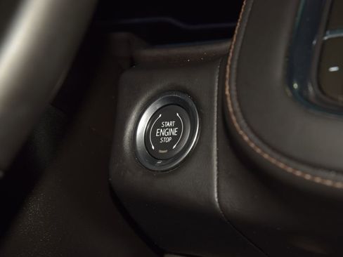 Used 2024 Chevrolet Tahoe High Country image 33