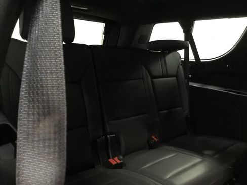 Used 2023 Chevrolet Suburban RST AWD/4WD image 22