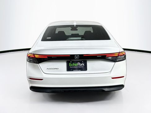 Used 2024 Honda Accord EX image 7