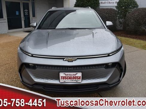 New 2026 Chevrolet Equinox EV LT image 4