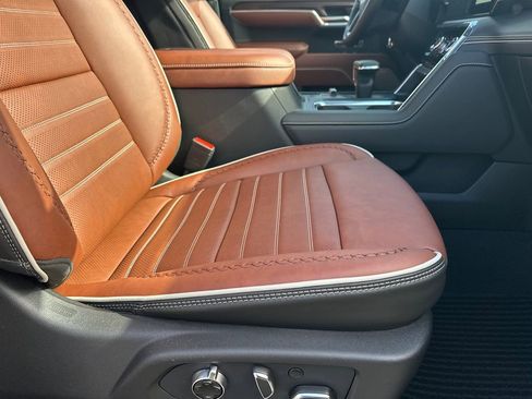 Used 2026 GMC Sierra 1500 Denali Ultimate image 14