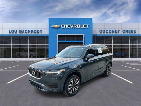 Used 2020 Volvo XC90 T5 Momentum image 4
