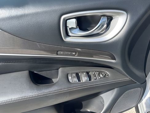 Used 2020 INFINITI QX60 Luxe w/ Essential Package AWD/4WD image 29