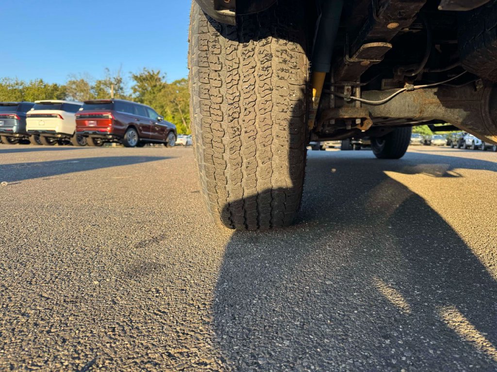 Used 2022 Toyota Tacoma TRD Off-Road AWD/4WD image 12