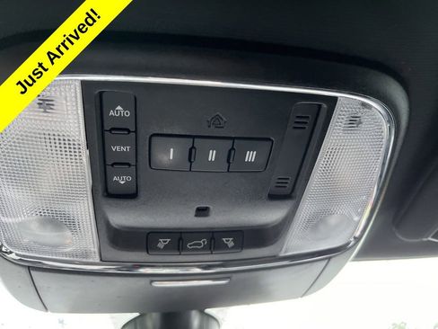 Used 2020 Jeep Grand Cherokee Altitude AWD/4WD image 33