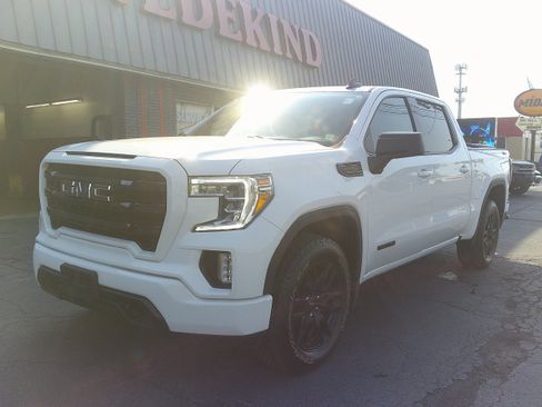 Used 2021 GMC Sierra 1500 Elevation w/ X31 Off-Road Package AWD/4WD image 9