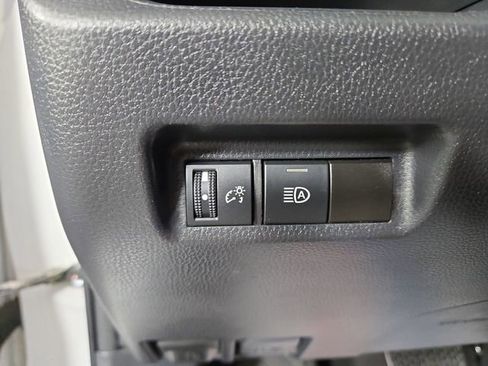 Used 2024 Toyota RAV4 XLE FWD image 28