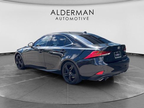 Used 2019 Lexus IS 300 w/ Premium Package RWD image 4