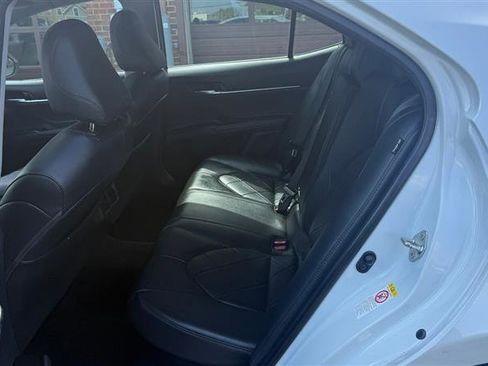 Used 2018 Toyota Camry XLE w/ Audio Package image 21