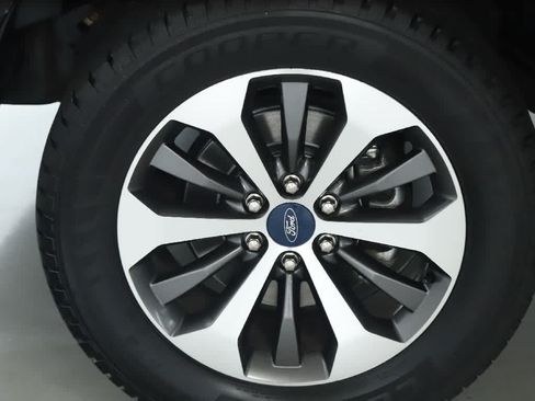 Used 2019 Ford F150 XL w/ Equipment Group 101A Mid AWD/4WD image 35