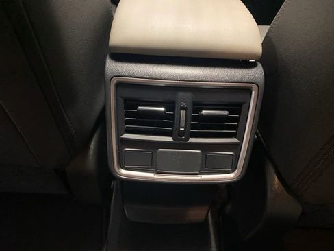 Used 2019 Subaru Forester Premium w/ All-Weather Package image 13