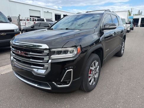 Used 2021 GMC Acadia SLT w/ Premium Package FWD image 3