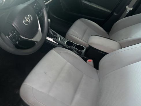 Used 2016 Toyota Corolla LE FWD image 6