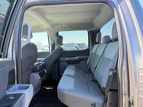 Used 2023 Ford F150 Lightning XLT image 6