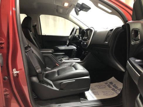 Used 2021 Chevrolet Colorado LT image 12