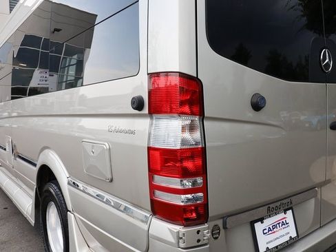 Used 2014 Mercedes-Benz Sprinter 3500 image 25