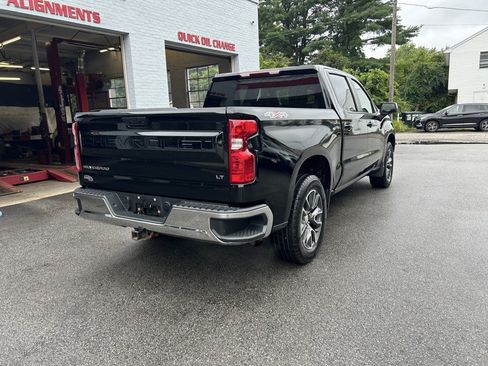 Used 2023 Chevrolet Silverado 1500 LT AWD/4WD image 7