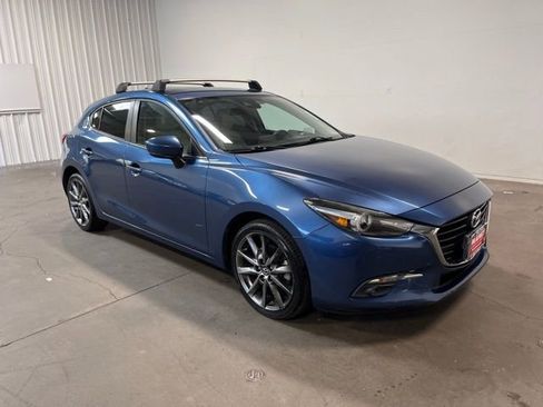 Used 2018 MAZDA MAZDA3 Grand Touring image 1
