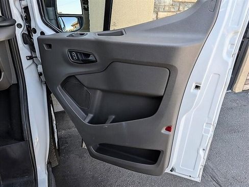 Used 2024 Ford Transit 350 XLT RWD image 29