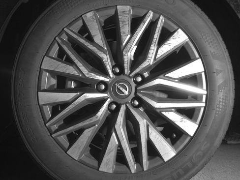 Used 2025 Nissan Altima 2.5 SV image 12