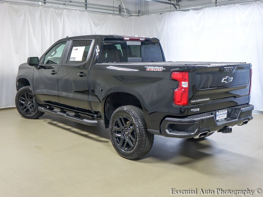 Used 2025 Chevrolet Silverado 1500 LT Trail Boss w/ LT Trail Boss Premium Package AWD/4WD image 8