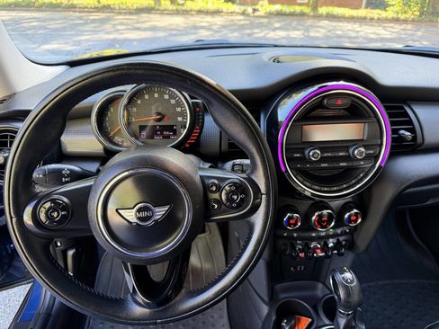 Used 2015 MINI Cooper 2-Door Hardtop image 28