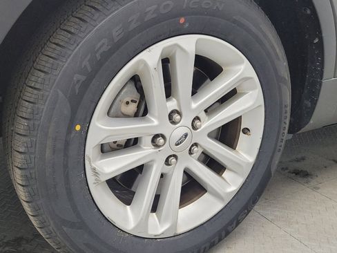 Used 2017 Ford Explorer XLT w/ Equipment Group 202A image 31