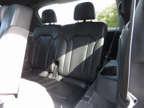 Used 2019 Audi Q7 2.0T Premium Plus w/ Premium Plus Package image 23