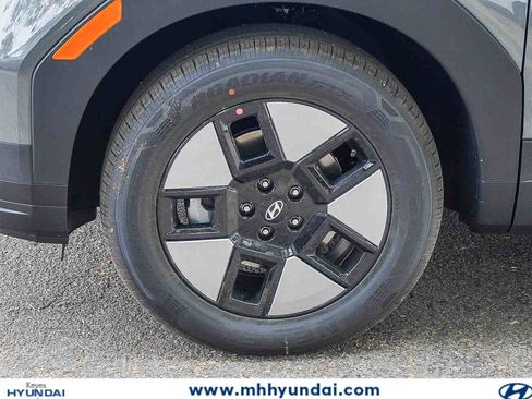 New 2026 Hyundai Santa Fe SE FWD image 10