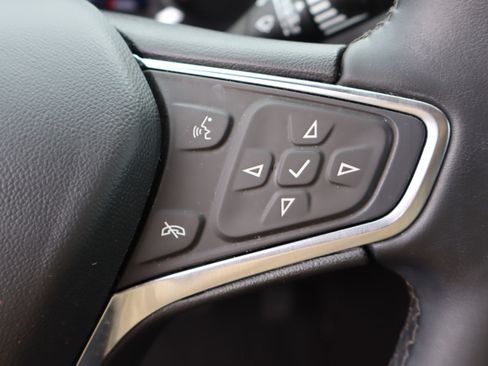 Used 2024 Chevrolet Equinox LT FWD image 20